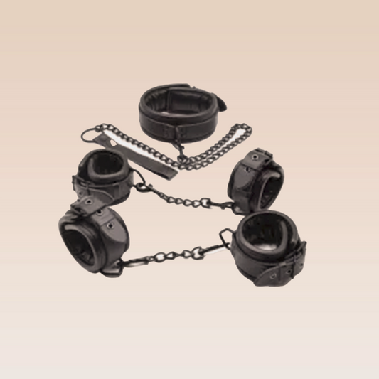 LEATHER EMBRACE SET